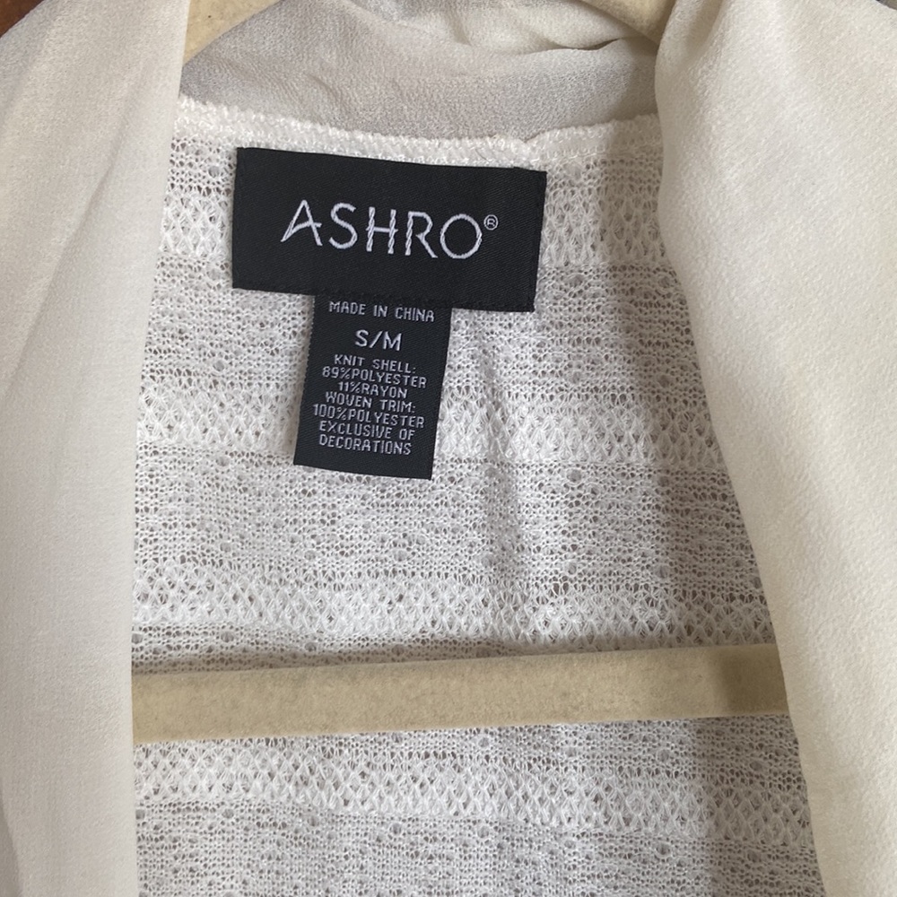 Ashro Kimono - Picture 4 of 5